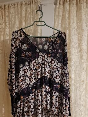 Free Peoppe Boho Floral Tiered Long Sleeve Top- Black, Cream, Purple